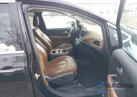 2017 Chrysler Pacifica Limited from USA, damaged, VIN 2C4RC1GG5HR504455